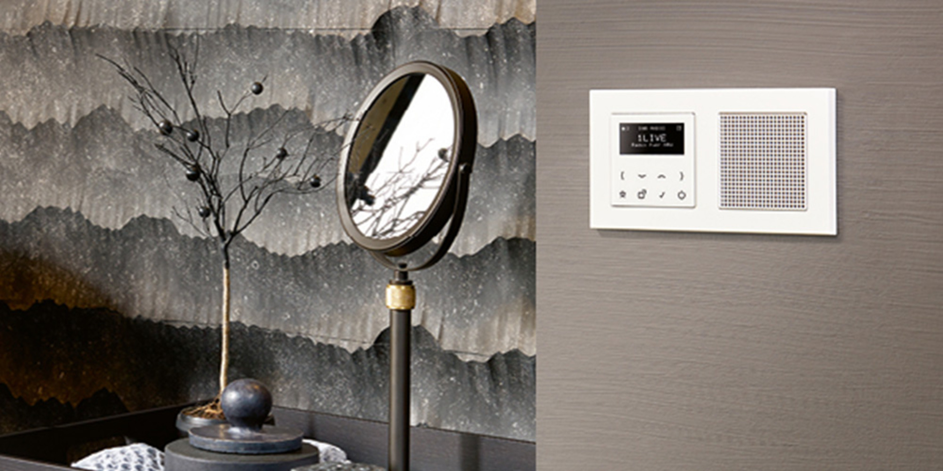 JUNG Smart Radio DAB+ bei Elektro-Beck GmbH in Lichtentanne